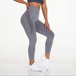 NVGTN leggings